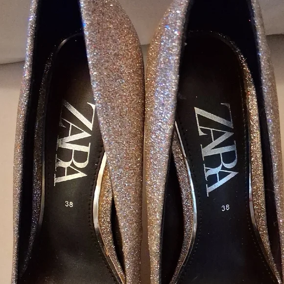 Zara Women's Sparkling Heels - Gold - Picture 4 of 4